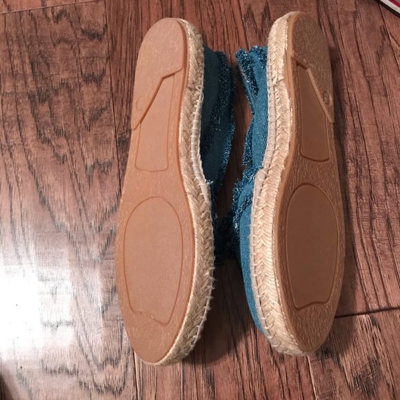 Saks fifth denim espadrilles - Picture 4 of 4